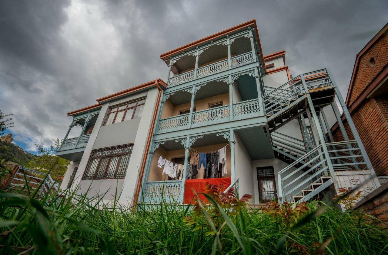 Postcard Balconies Apartment Tbilisi Exterior photo