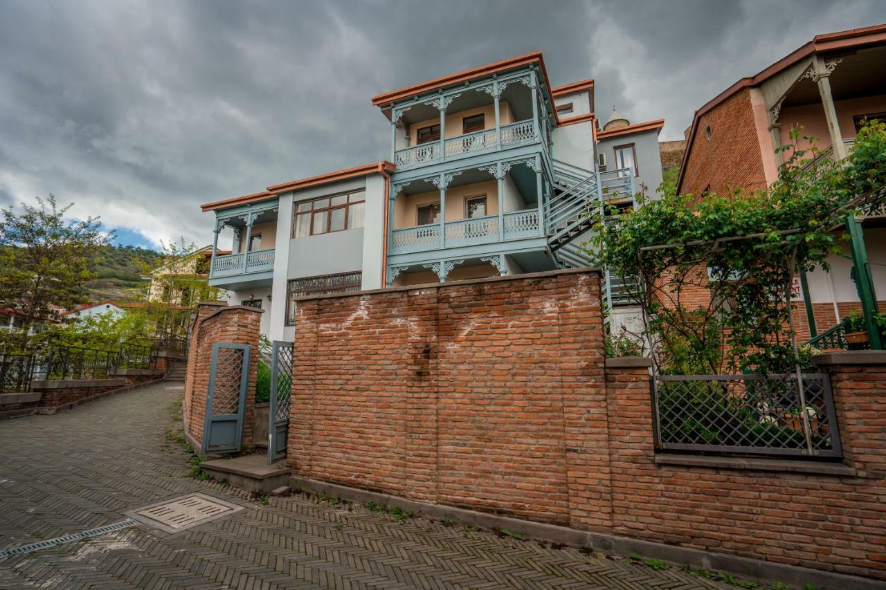 Postcard Balconies Apartment Tbilisi Exterior photo