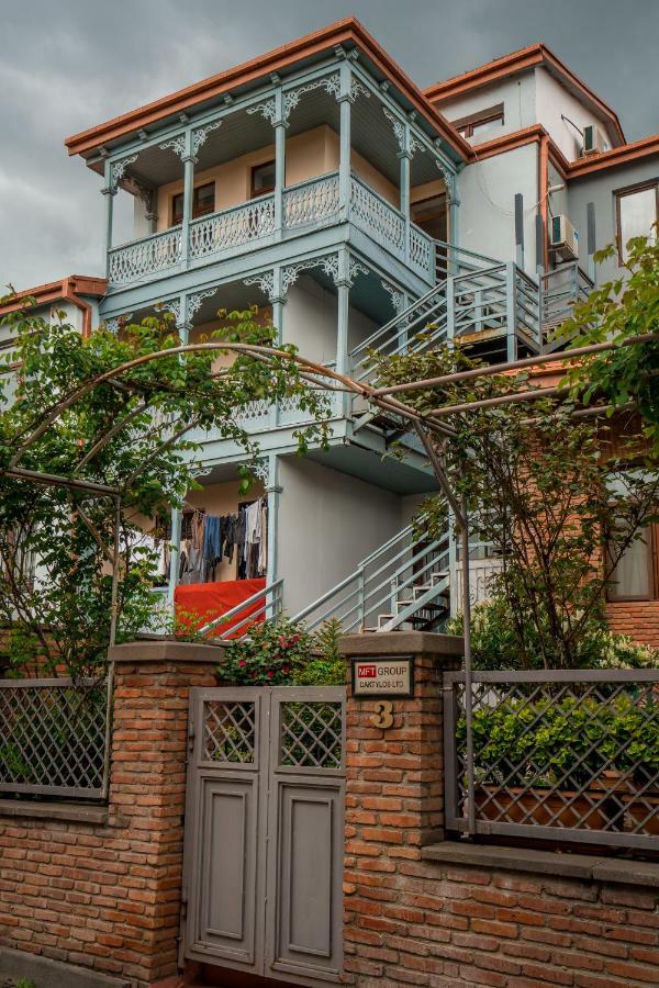 Postcard Balconies Apartment Tbilisi Exterior photo